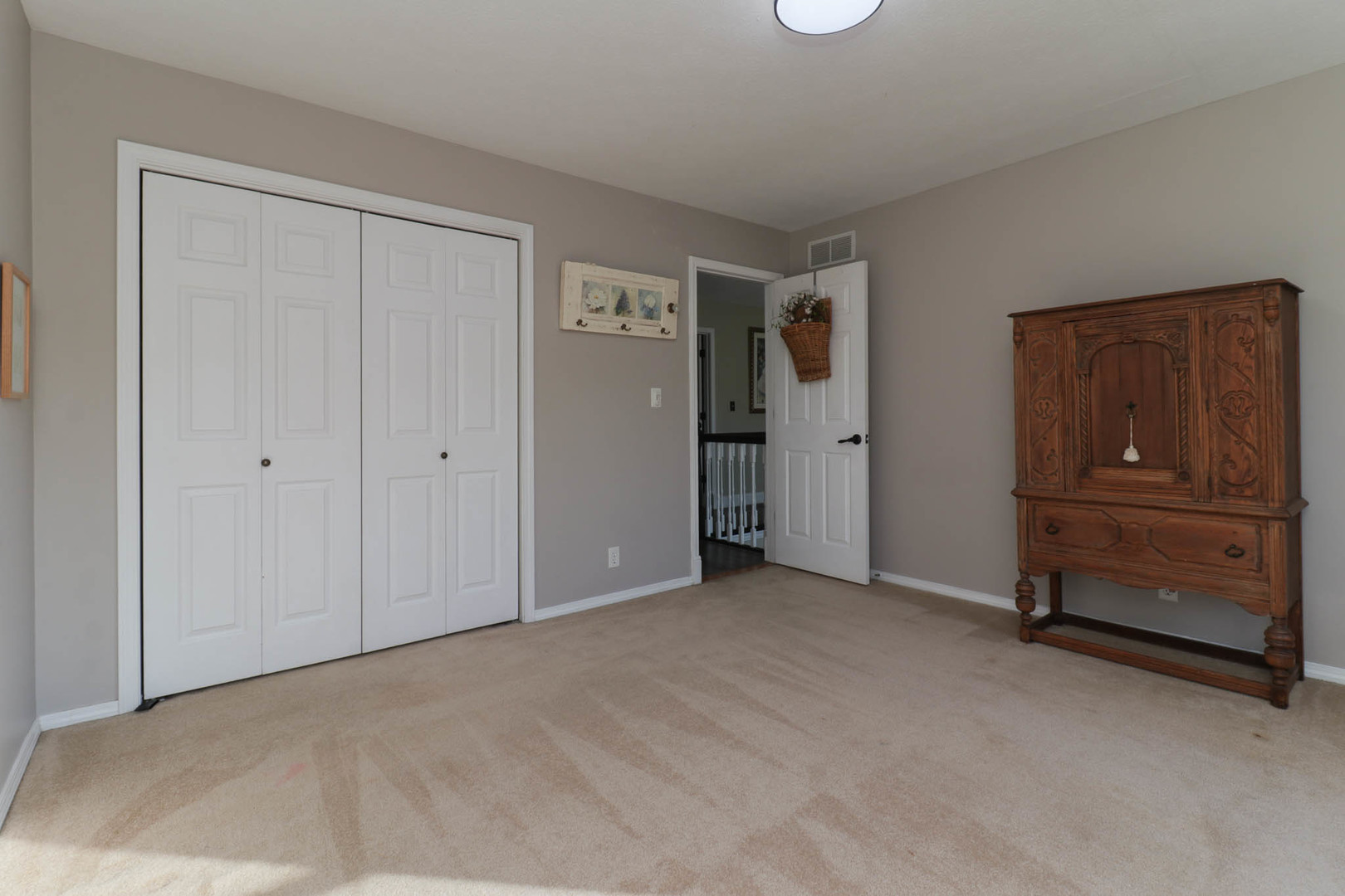 13 Red Stone Court, Bloomington, IL 61704