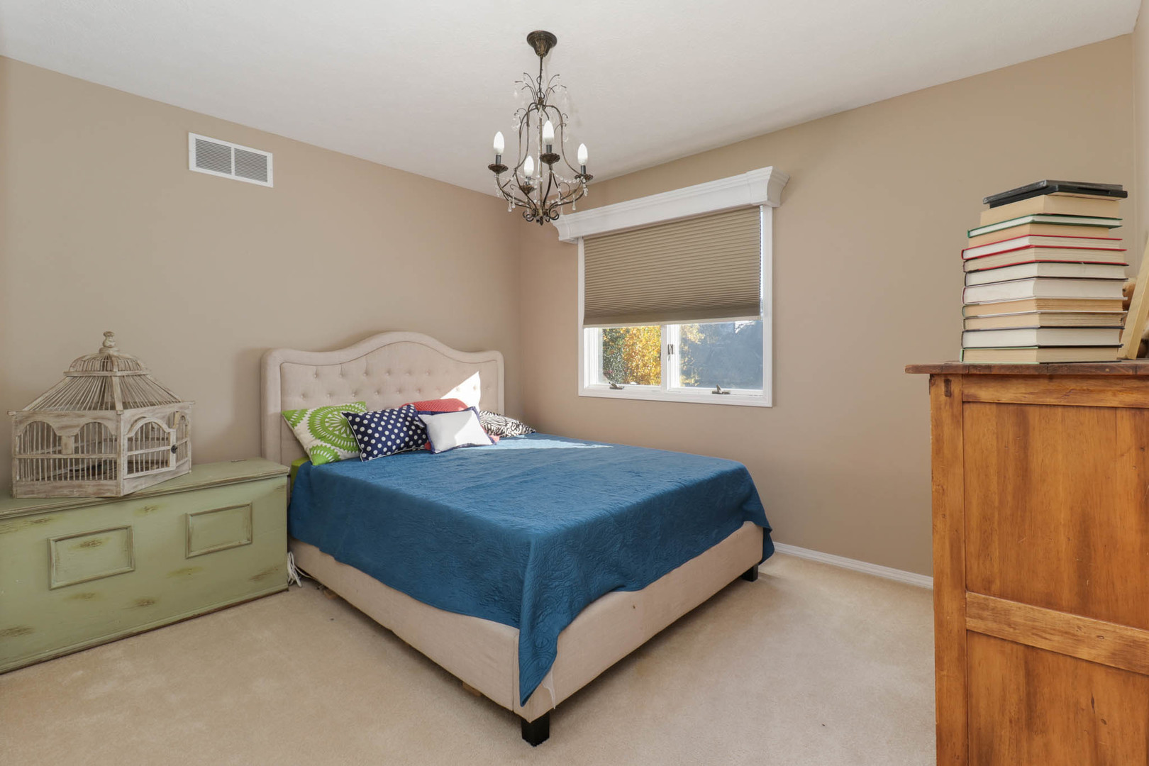 13 Red Stone Court, Bloomington, IL 61704