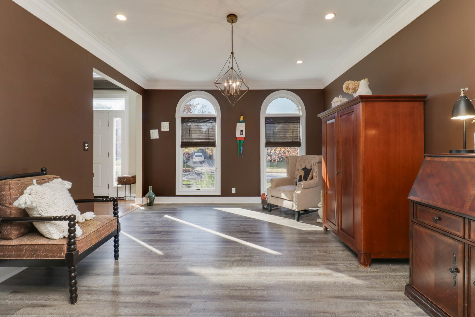 13 Red Stone Court, Bloomington, IL 61704