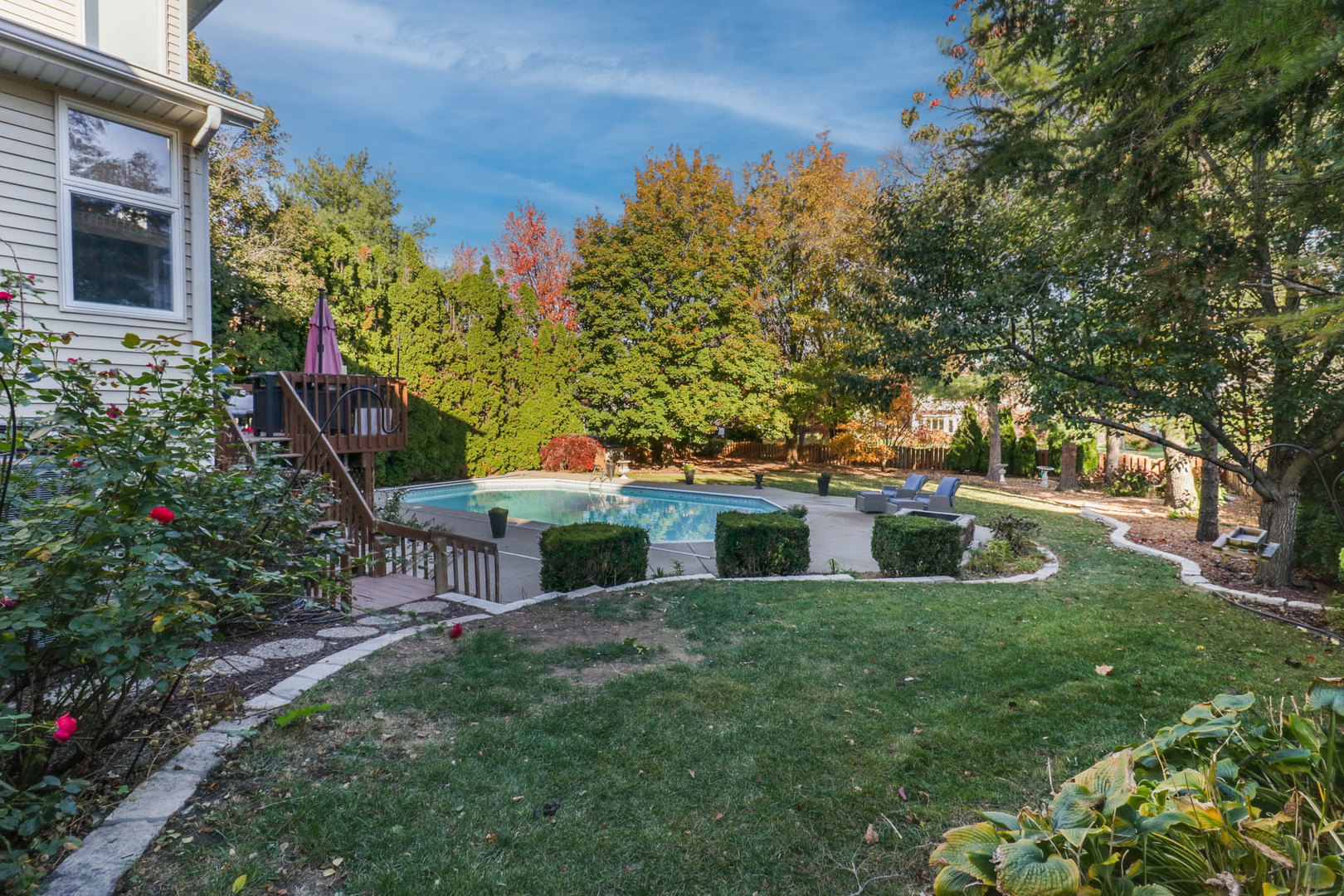 13 Red Stone Court, Bloomington, IL 61704