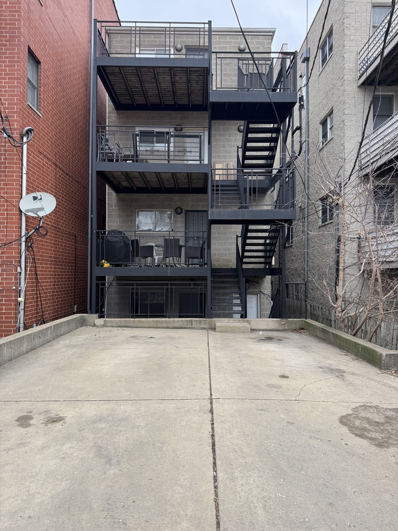 1506 N Bosworth Avenue #1, Chicago, IL 60642