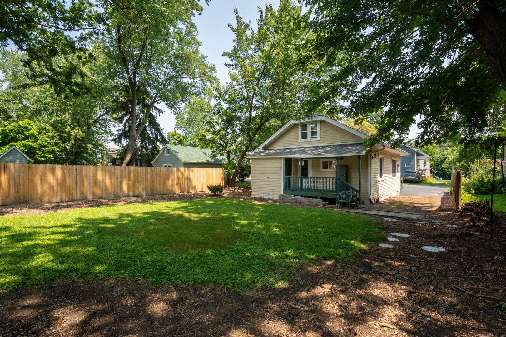 40276 N Shady Lane, Antioch, IL 60002