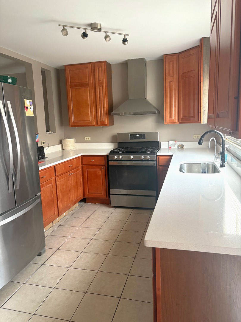 424 Van Gogh Circle, Bolingbrook, IL 60440