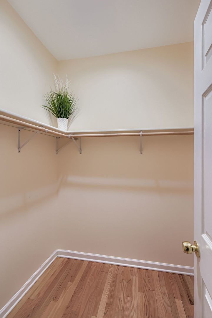 7711 N MARSHFIELD Avenue #1, Chicago, IL 60626