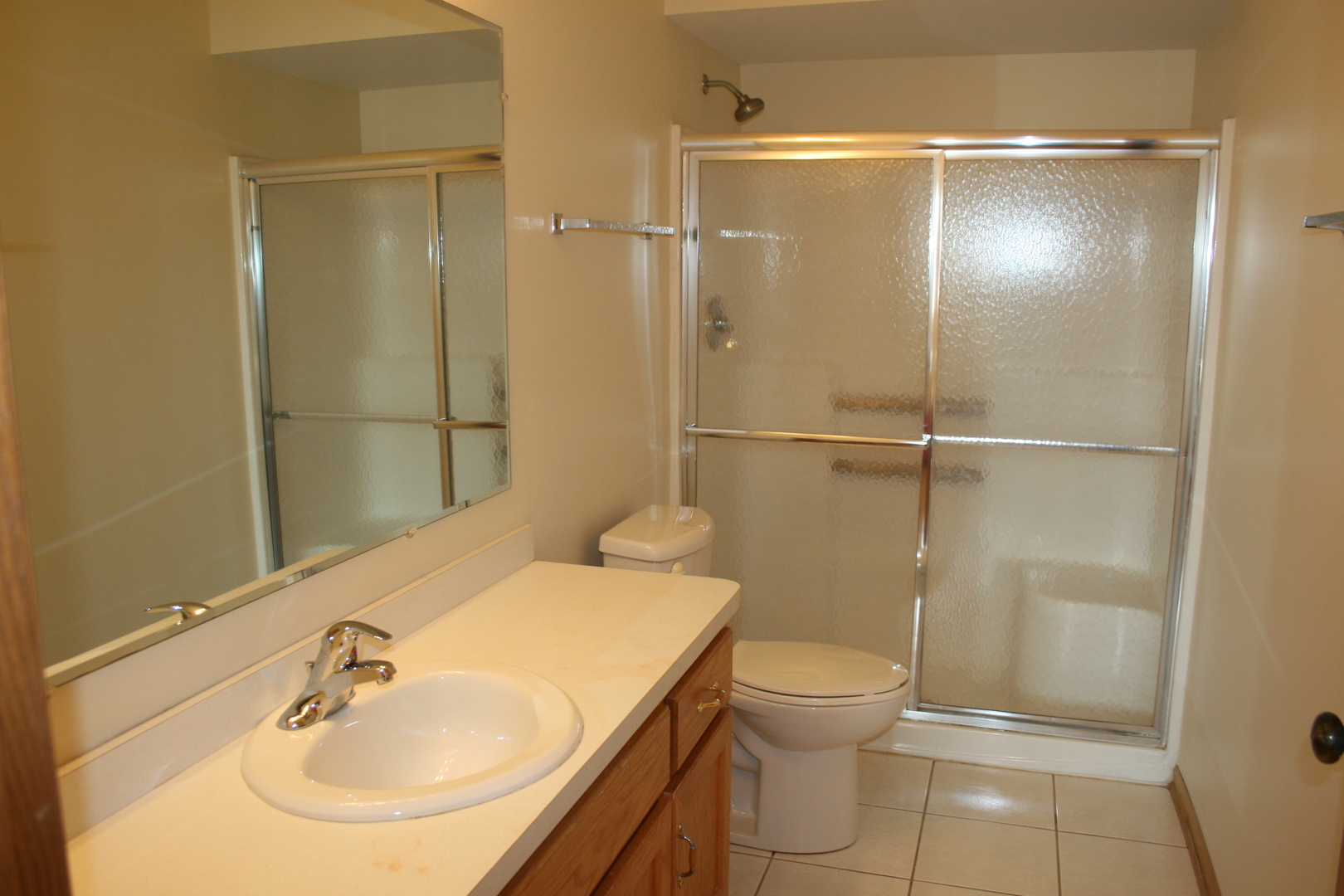 13934 E Leamington Drive #311, Crestwood, IL 60418
