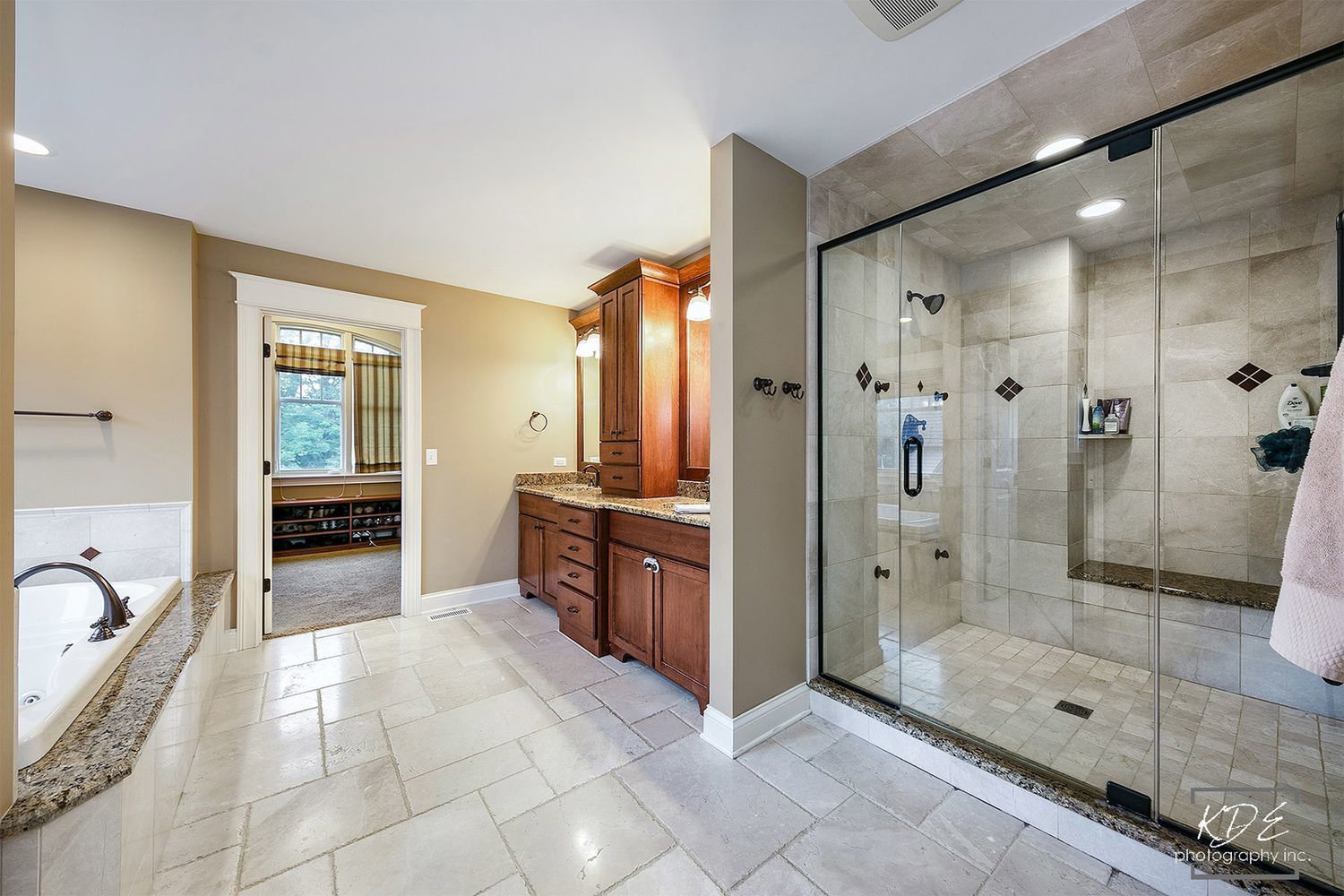 4731 Saratoga Avenue, Downers Grove, IL 60515