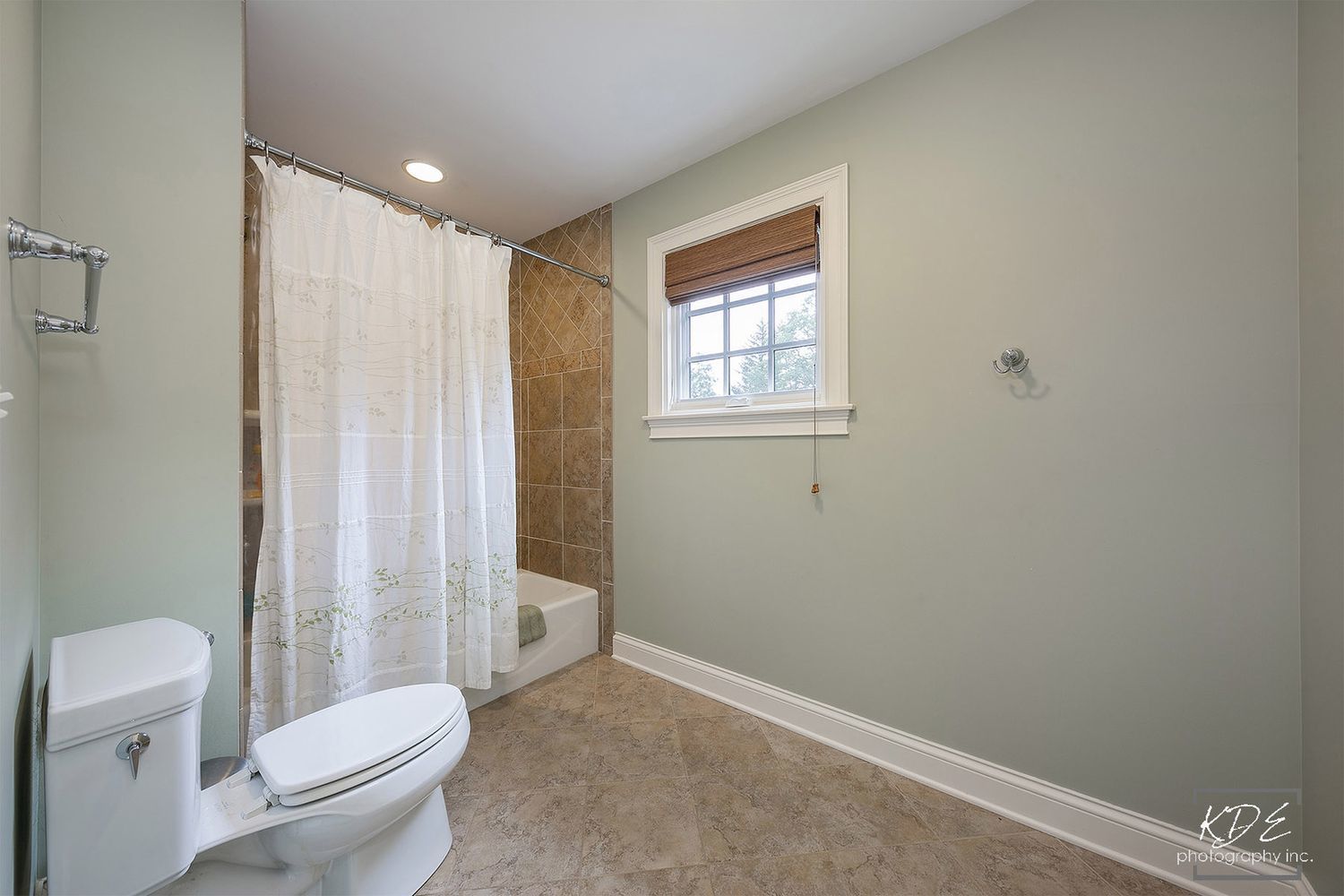 4731 Saratoga Avenue, Downers Grove, IL 60515