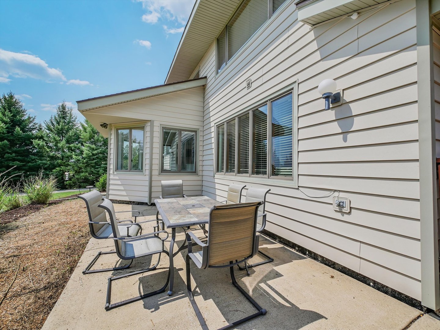 7240 W Colleen Court, Monee, IL 60449