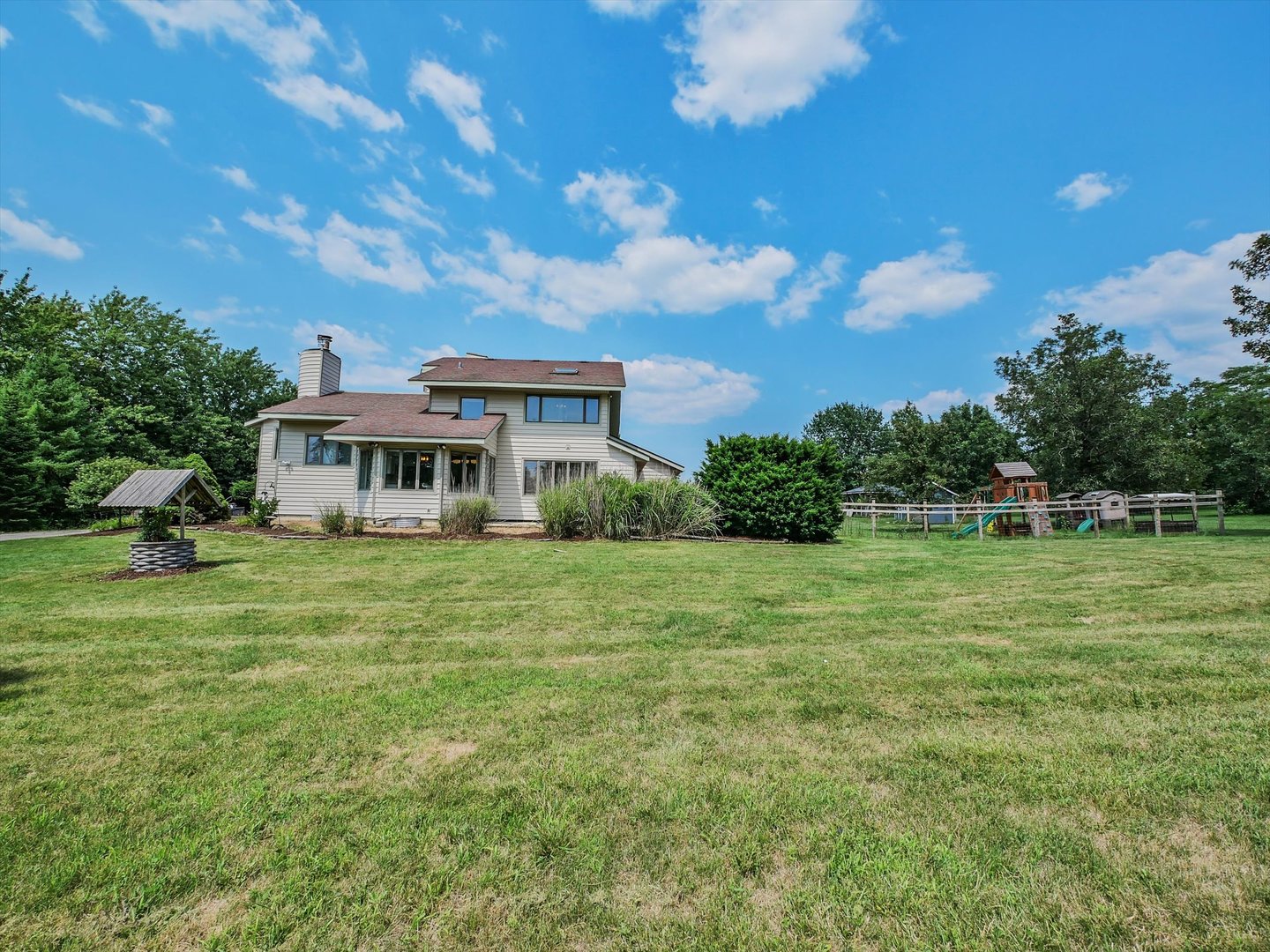 7240 W Colleen Court, Monee, IL 60449