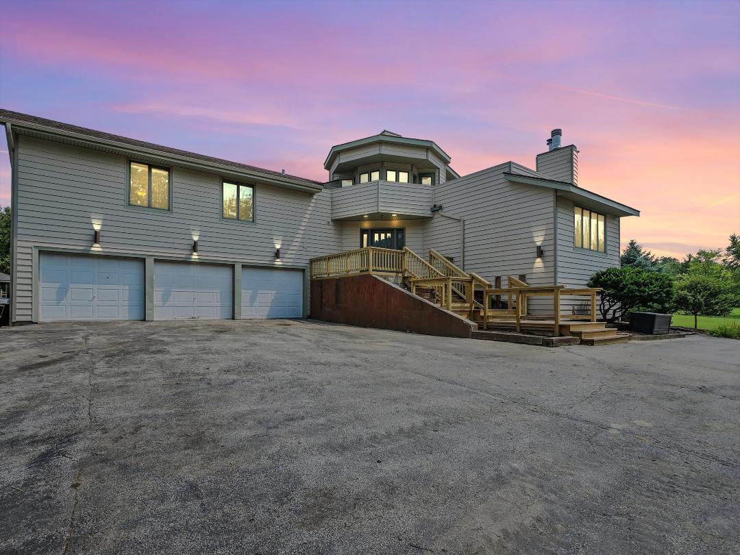 7240 W Colleen Court, Monee, IL 60449