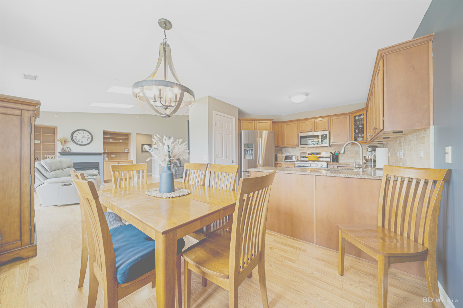 6840 W Winding Trail #401, Oak Forest, IL 60452