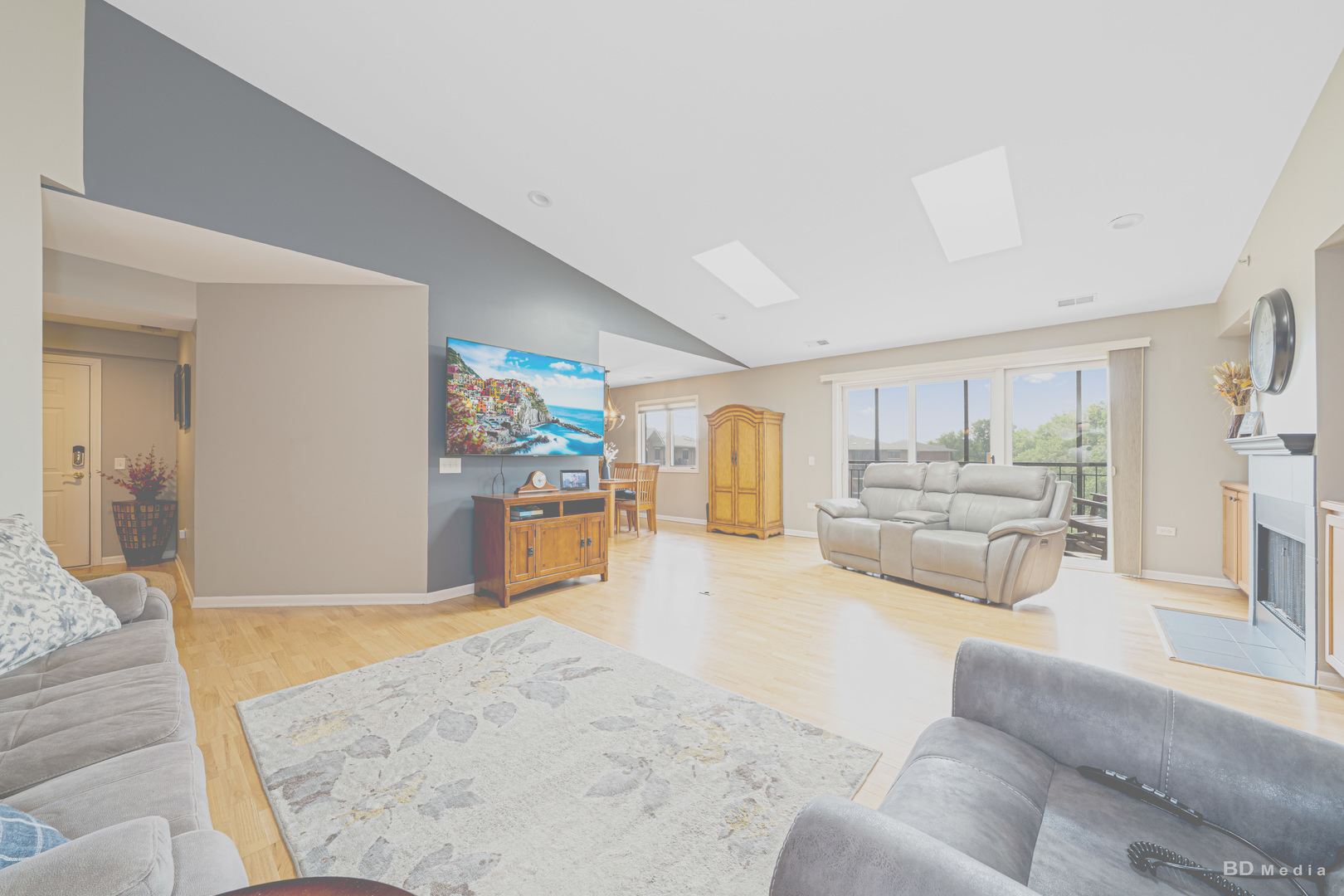 6840 W Winding Trail #401, Oak Forest, IL 60452