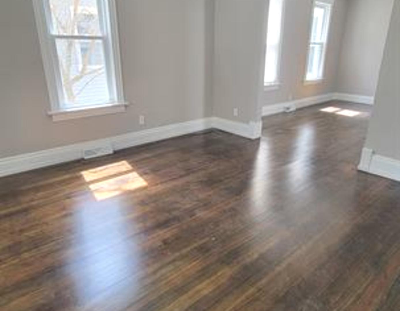 918 N Ash Street, Waukegan, IL 60085