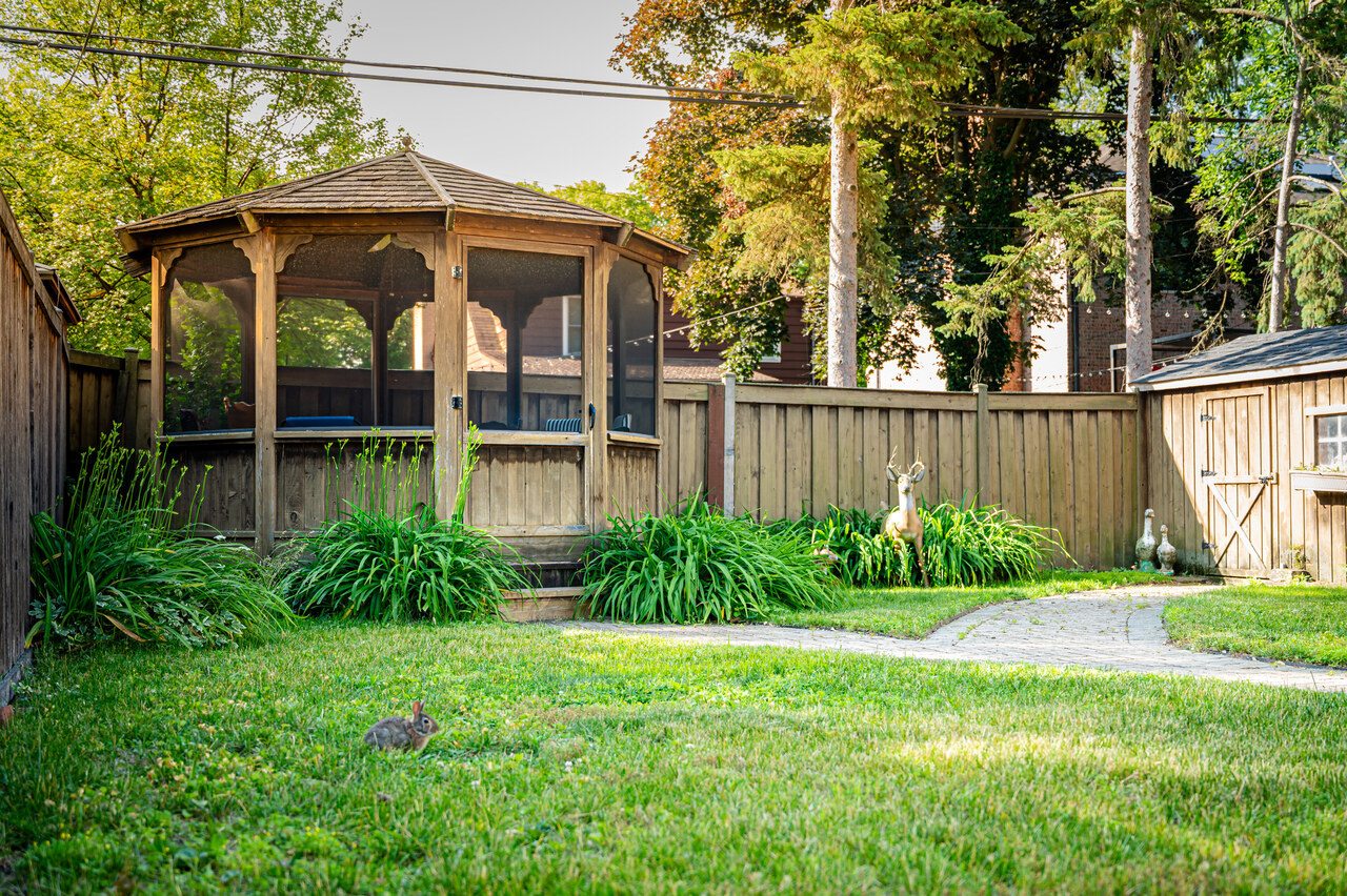 7027 N Mankato Avenue, Chicago, IL 60646