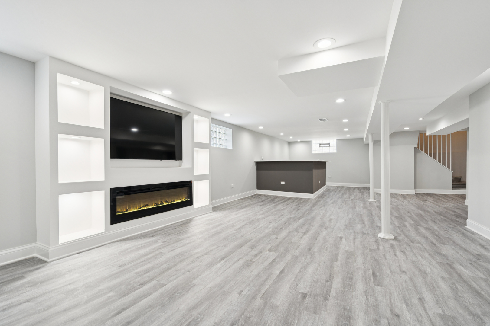 2134 E 91st Street, Chicago, IL 60617