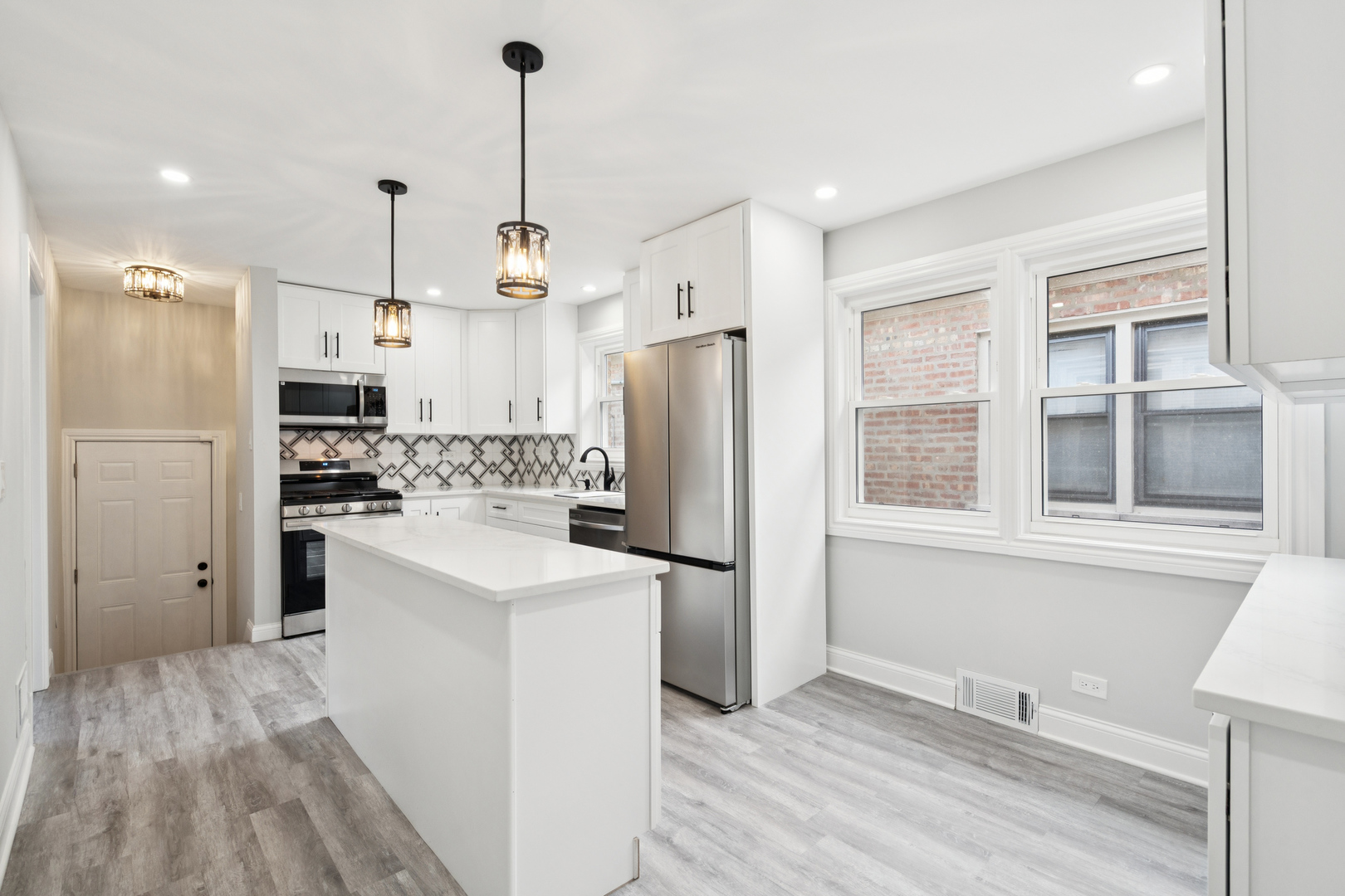 2134 E 91st Street, Chicago, IL 60617