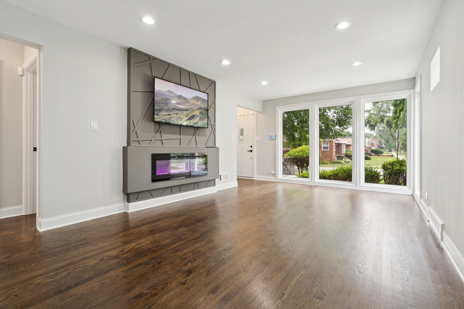 2134 E 91st Street, Chicago, IL 60617