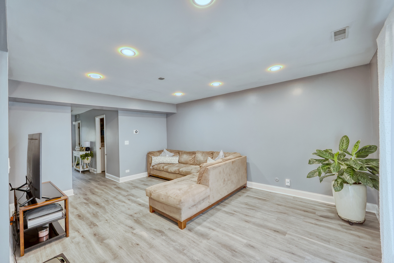 3724 Merrimac Lane, Hanover Park, IL 60133