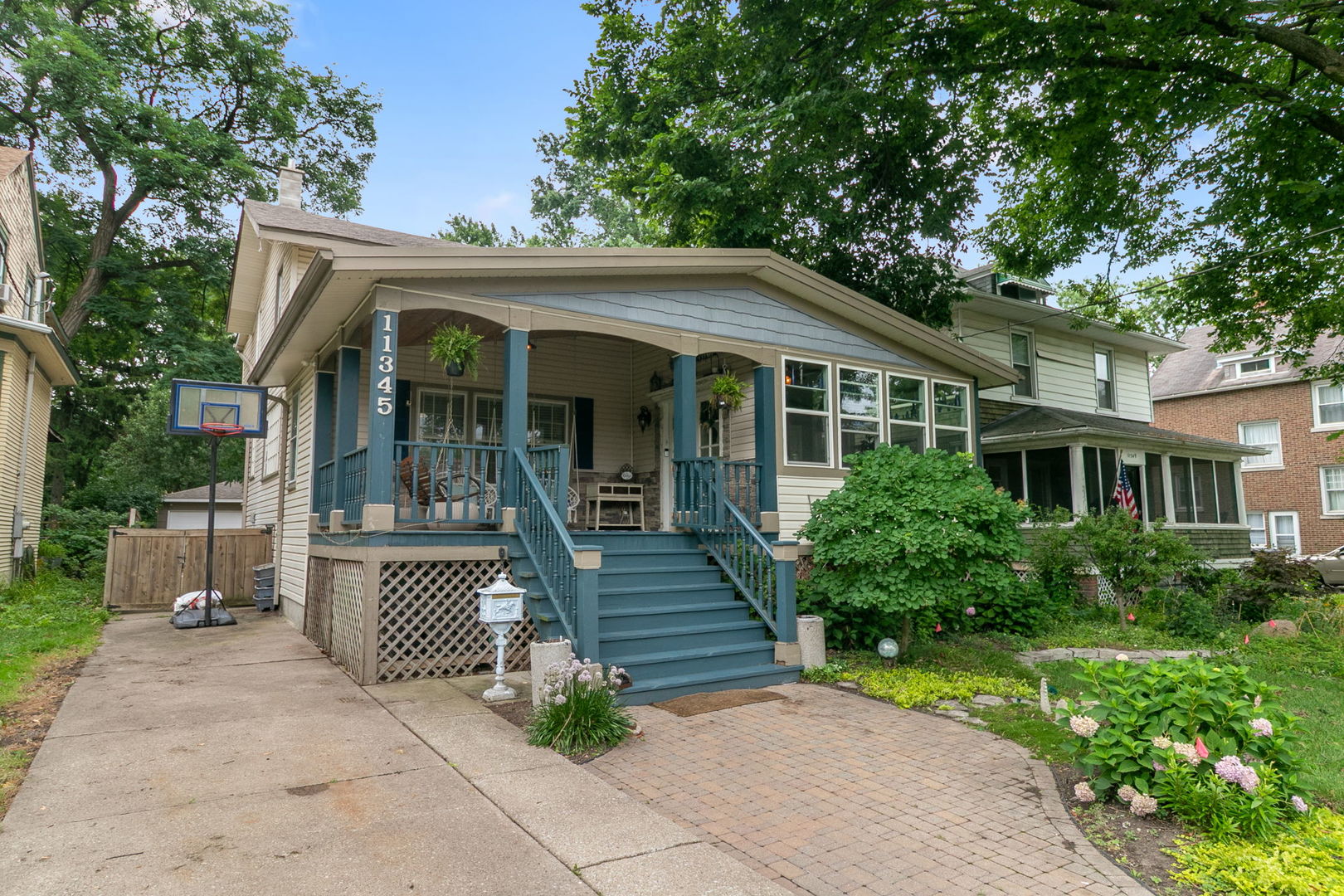 11345 S BELL Avenue, Chicago, IL 60643