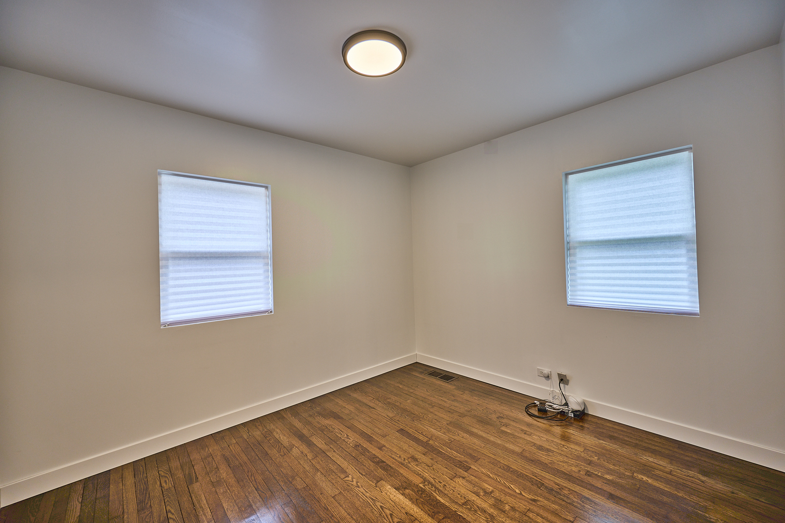 1411 College Avenue, Wheaton, IL 60187
