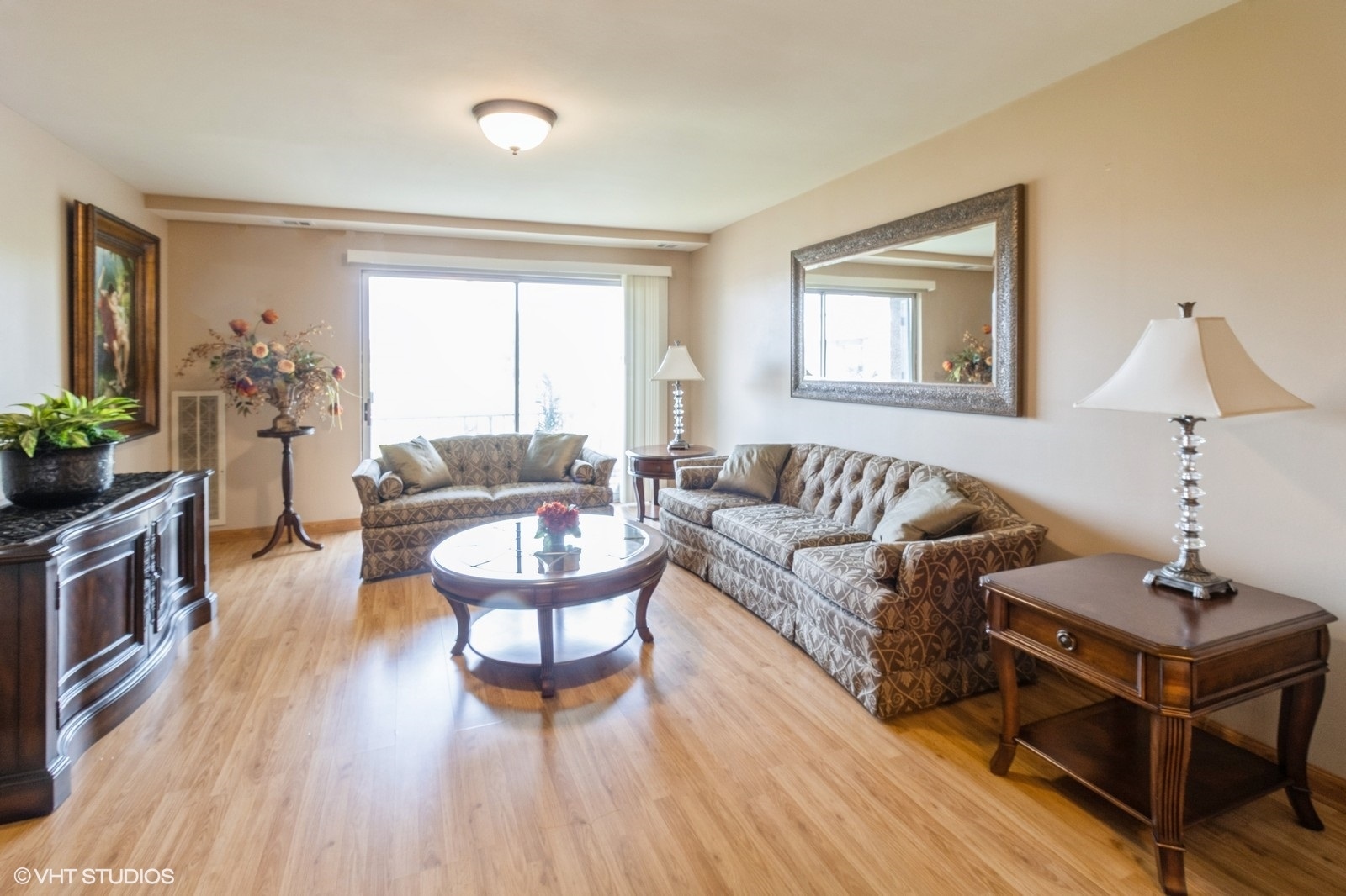 245 S Park Lane #424, Palatine, IL 60074