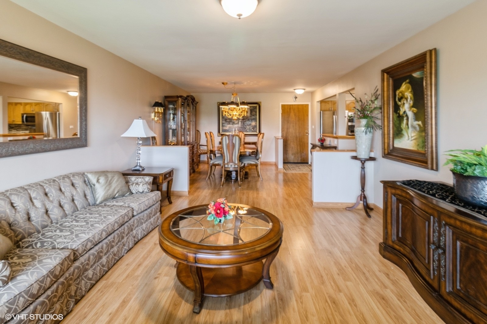 245 S Park Lane #424, Palatine, IL 60074