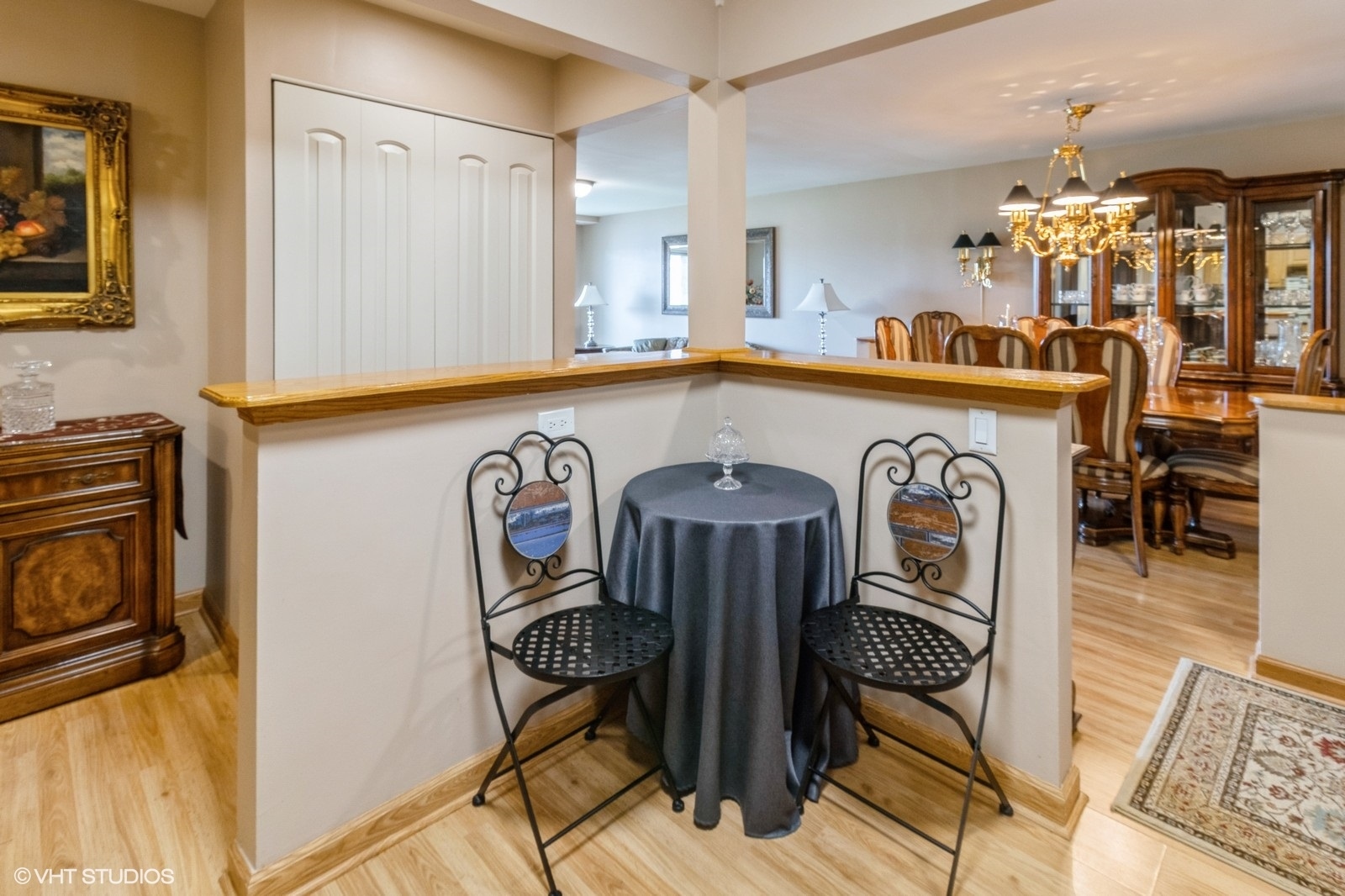 245 S Park Lane #424, Palatine, IL 60074