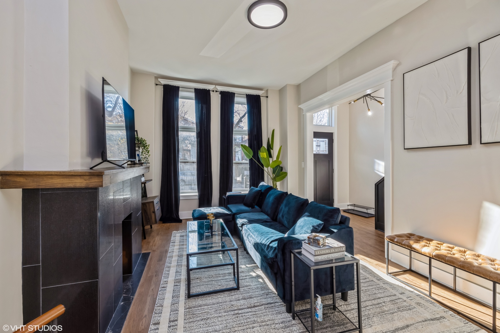 2452 W Lexington Street, Chicago, IL 60612