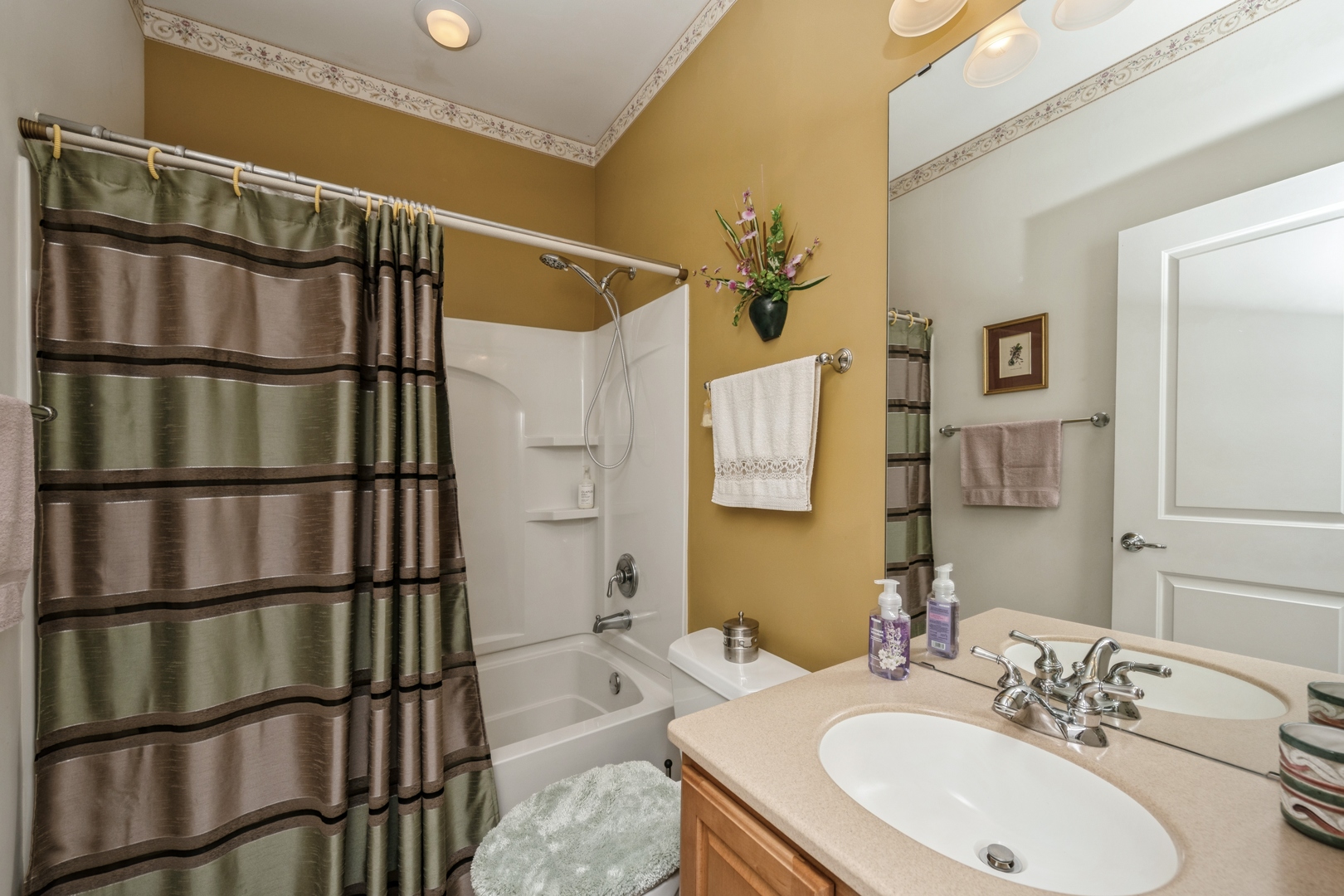 12562 Bluebell Avenue, Huntley, IL 60142