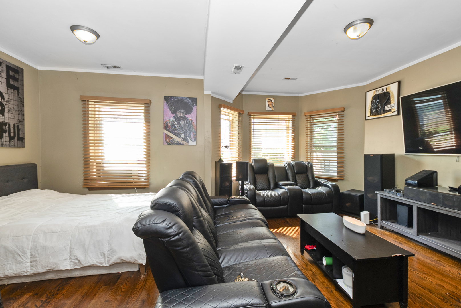 4220 W Monroe Street, Chicago, IL 60624