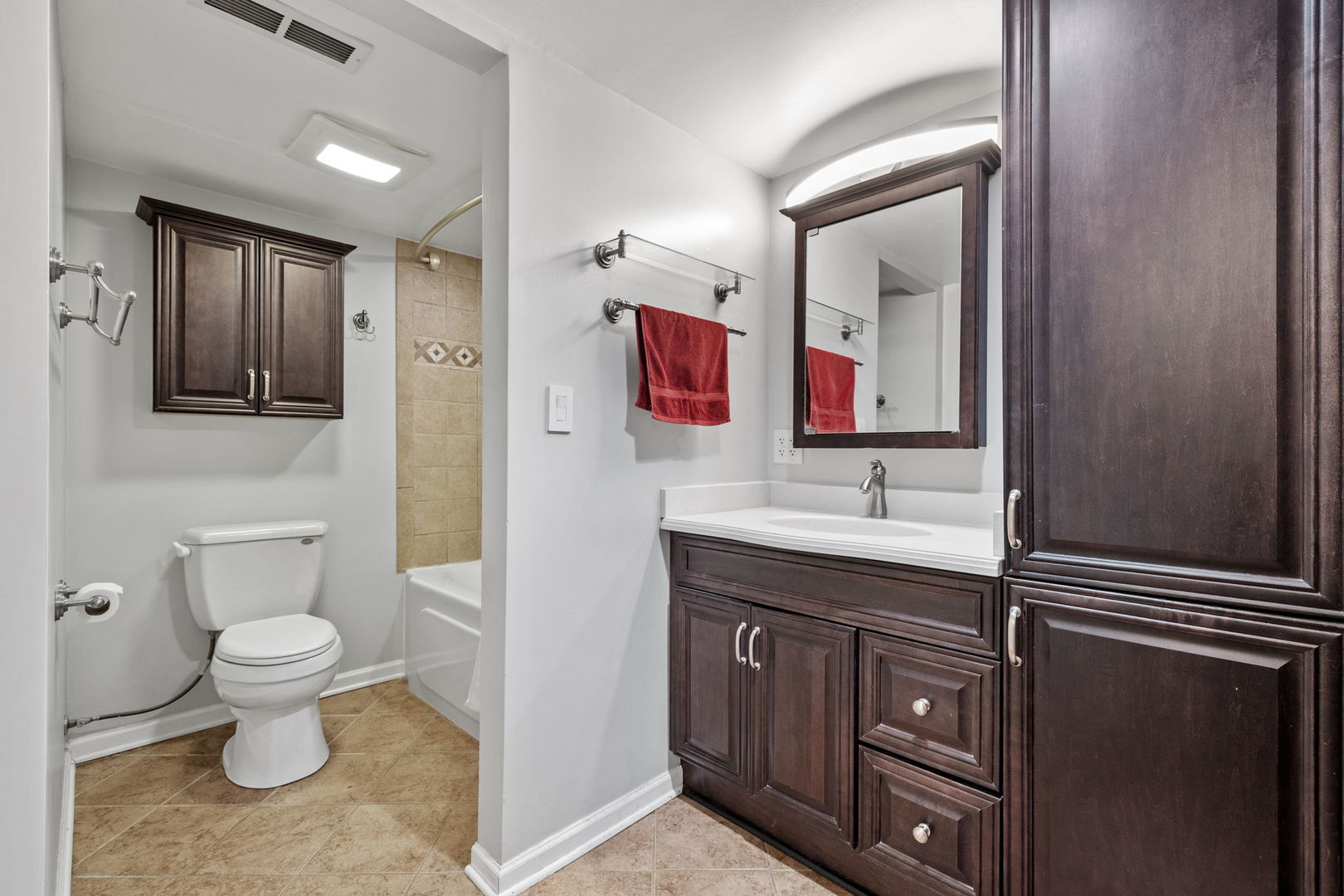 491 Timber Ridge Drive #104, Carol Stream, IL 60188