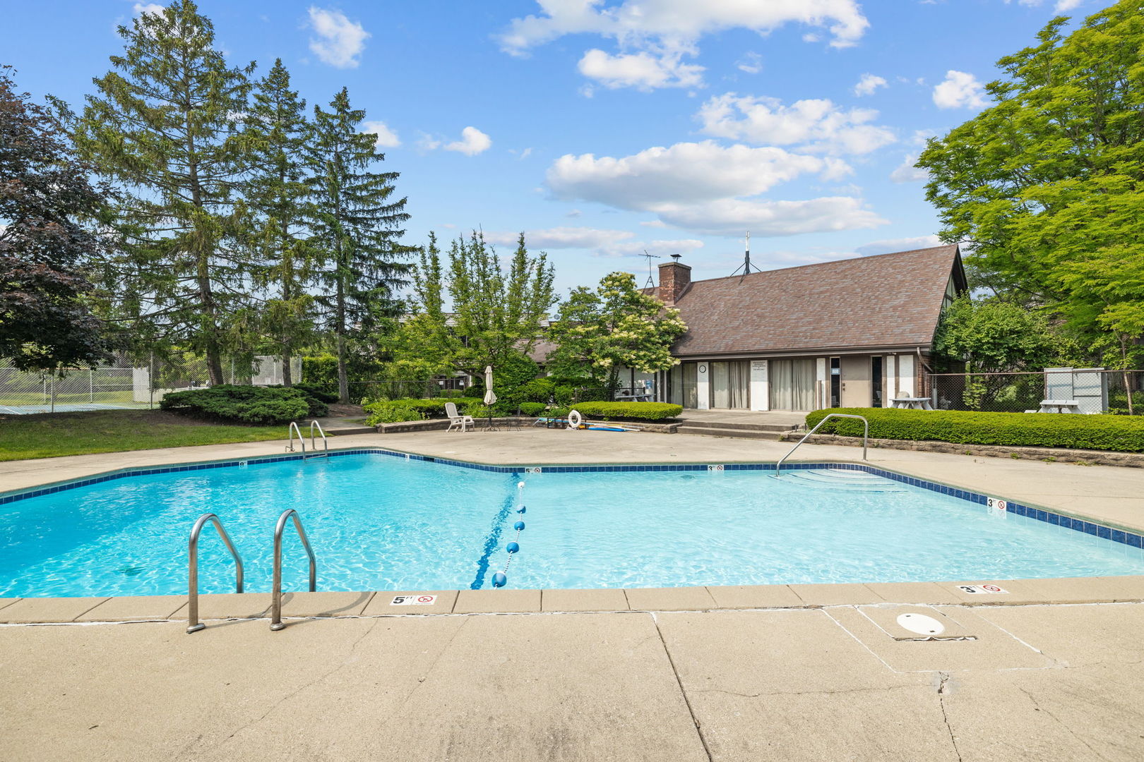 491 Timber Ridge Drive #104, Carol Stream, IL 60188