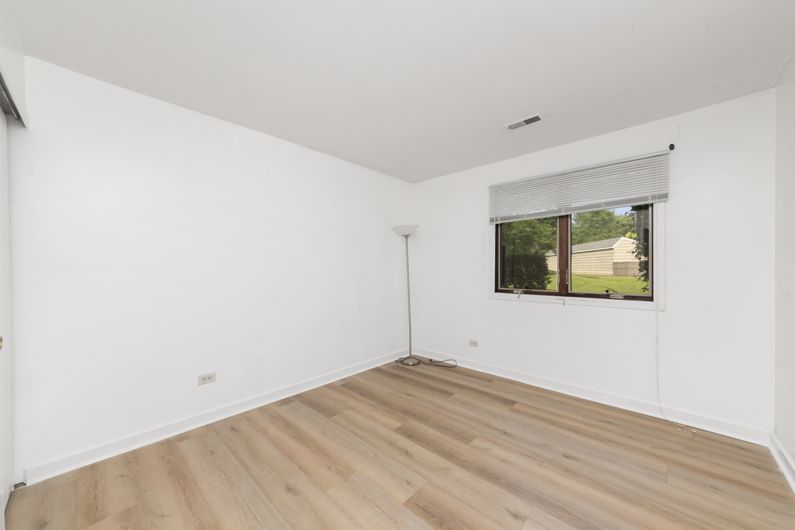 1420 Stonebridge Circle #N3, Wheaton, IL 60187