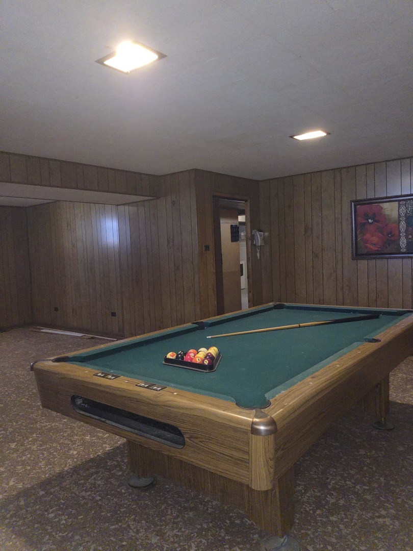 525 Yates Avenue, Calumet City, IL 60409