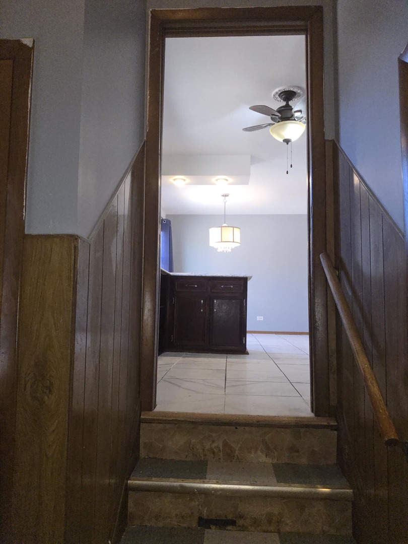 525 Yates Avenue, Calumet City, IL 60409