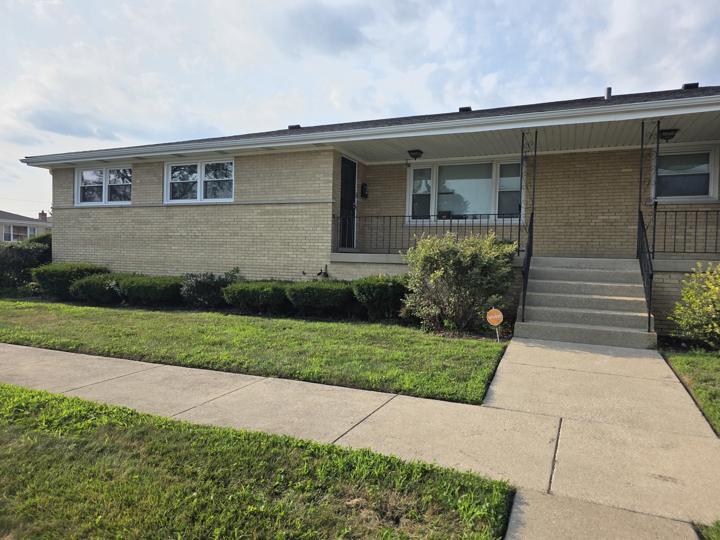 525 Yates Avenue, Calumet City, IL 60409