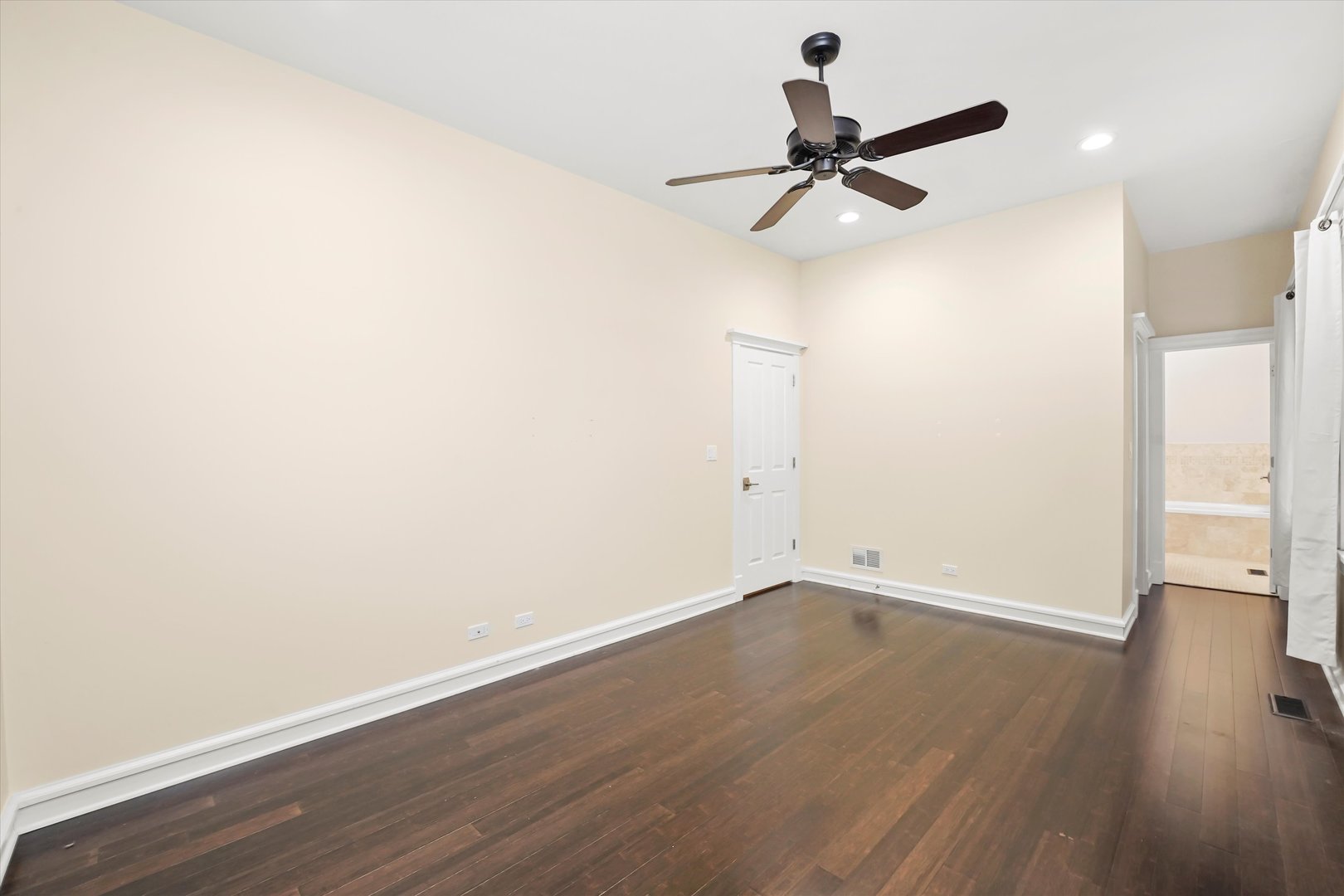 2850 N BURLING Street #2, Chicago, IL 60657