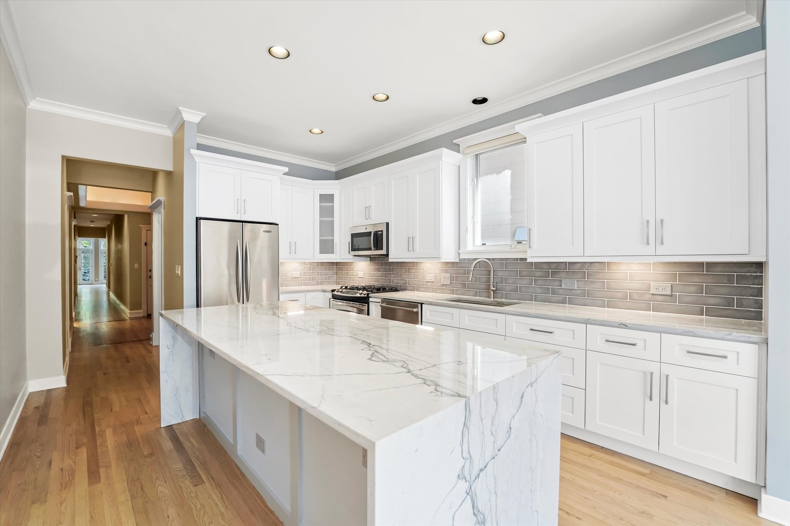 2850 N BURLING Street #2, Chicago, IL 60657