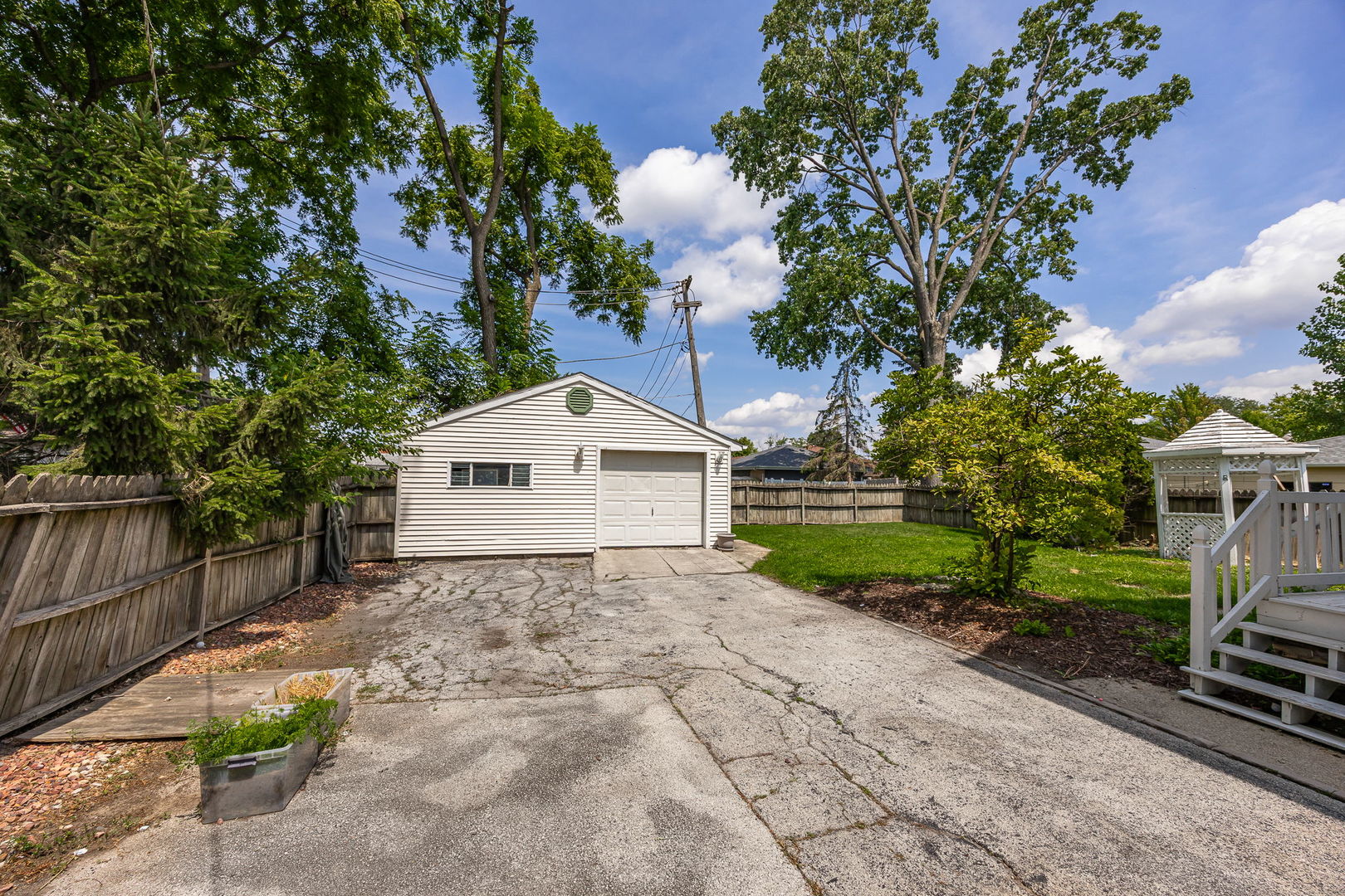 6448 175th Street, Tinley Park, IL 60477