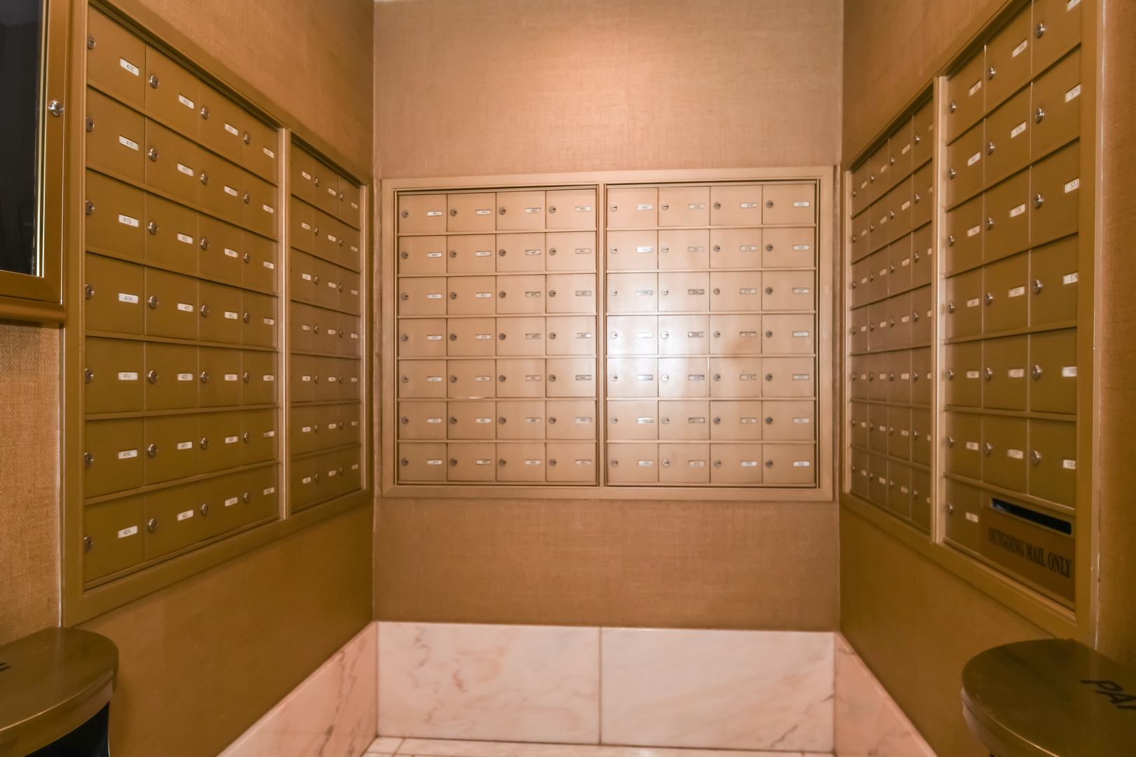 111 E Chestnut Street #44J, Chicago, IL 60611