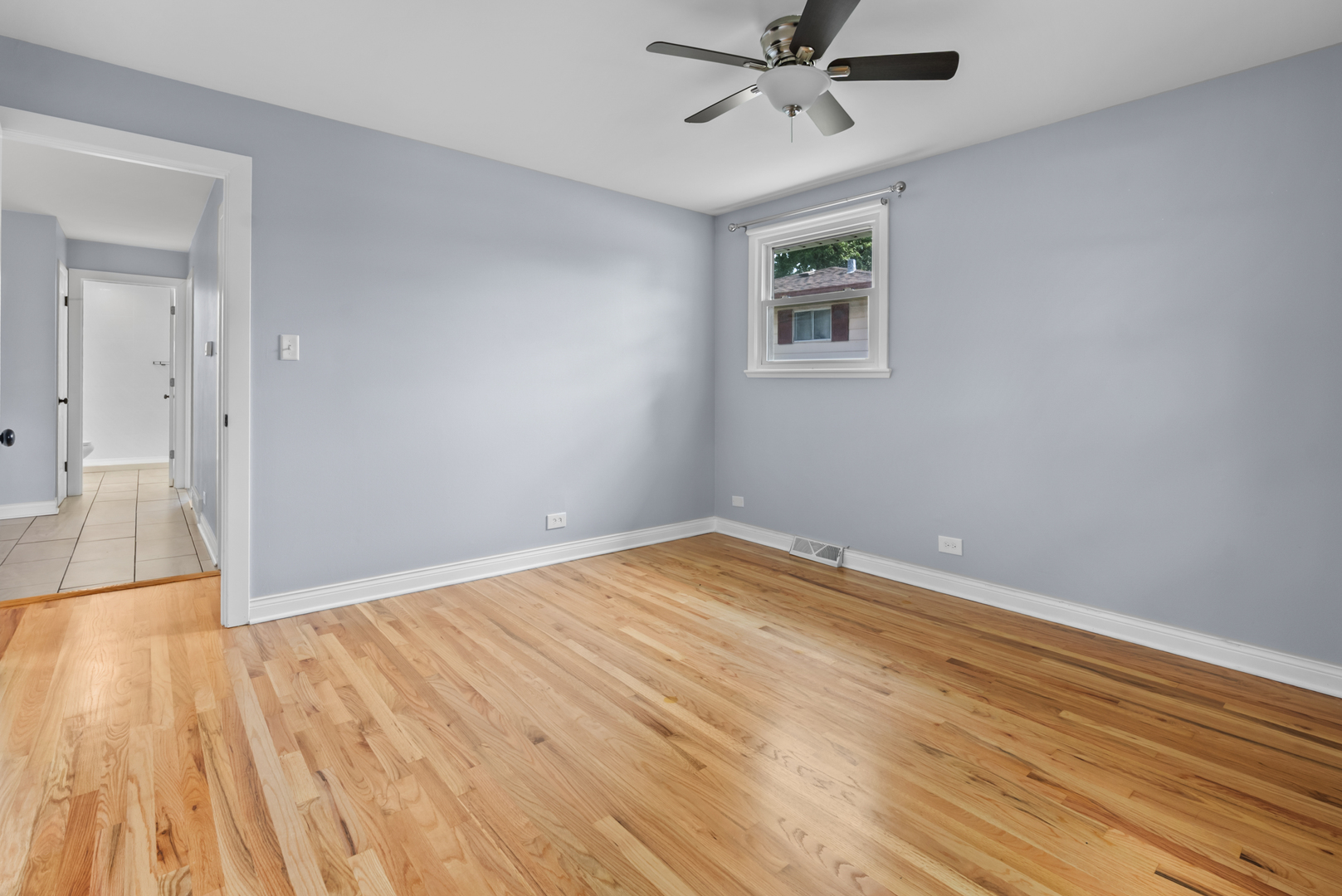 4316 Mann Street, Oak Forest, IL 60452