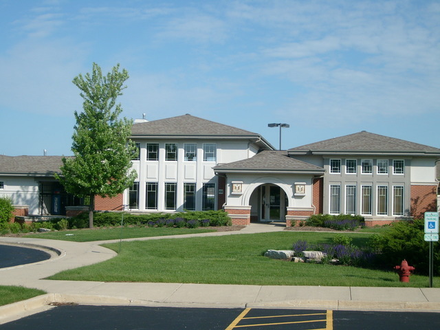 520 Carriage Way, South Elgin, IL 60177