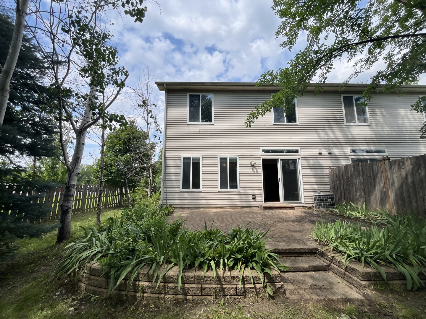 2830 Alameda Court, Naperville, IL 60564