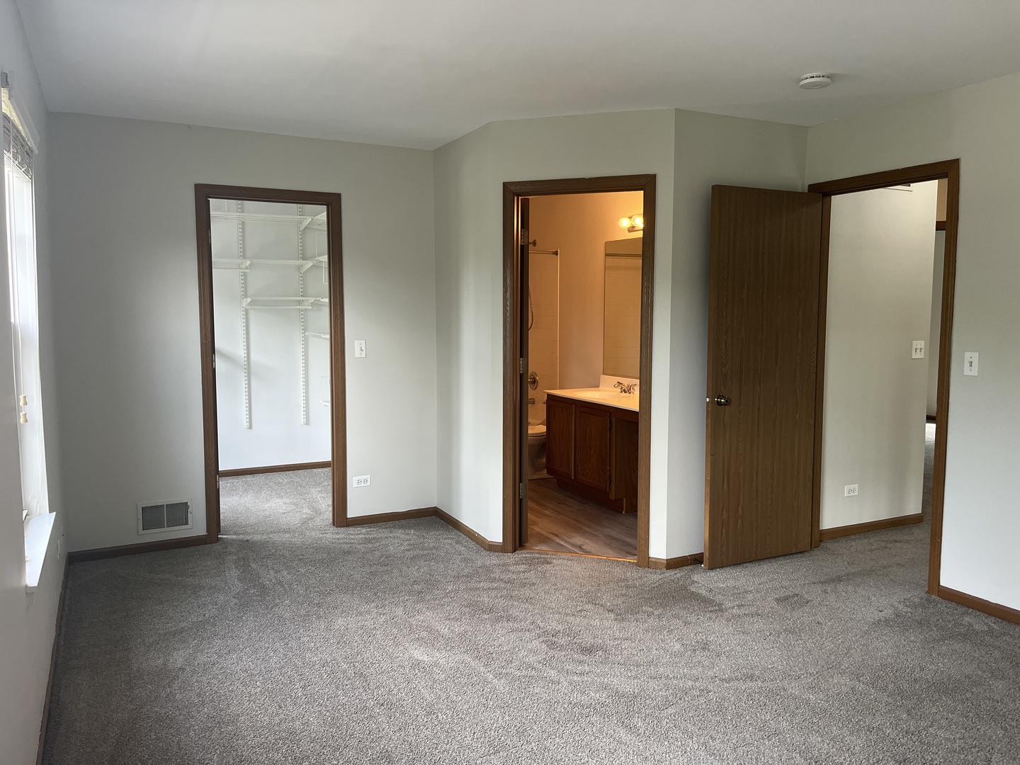 2830 Alameda Court, Naperville, IL 60564