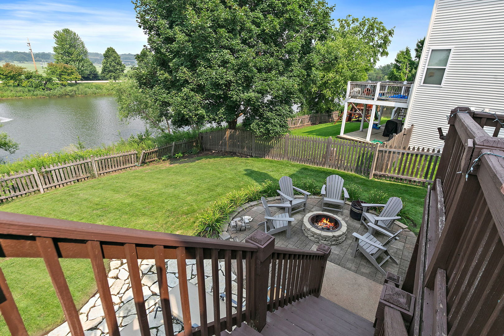 423 Horizon Drive, St. Charles, IL 60175