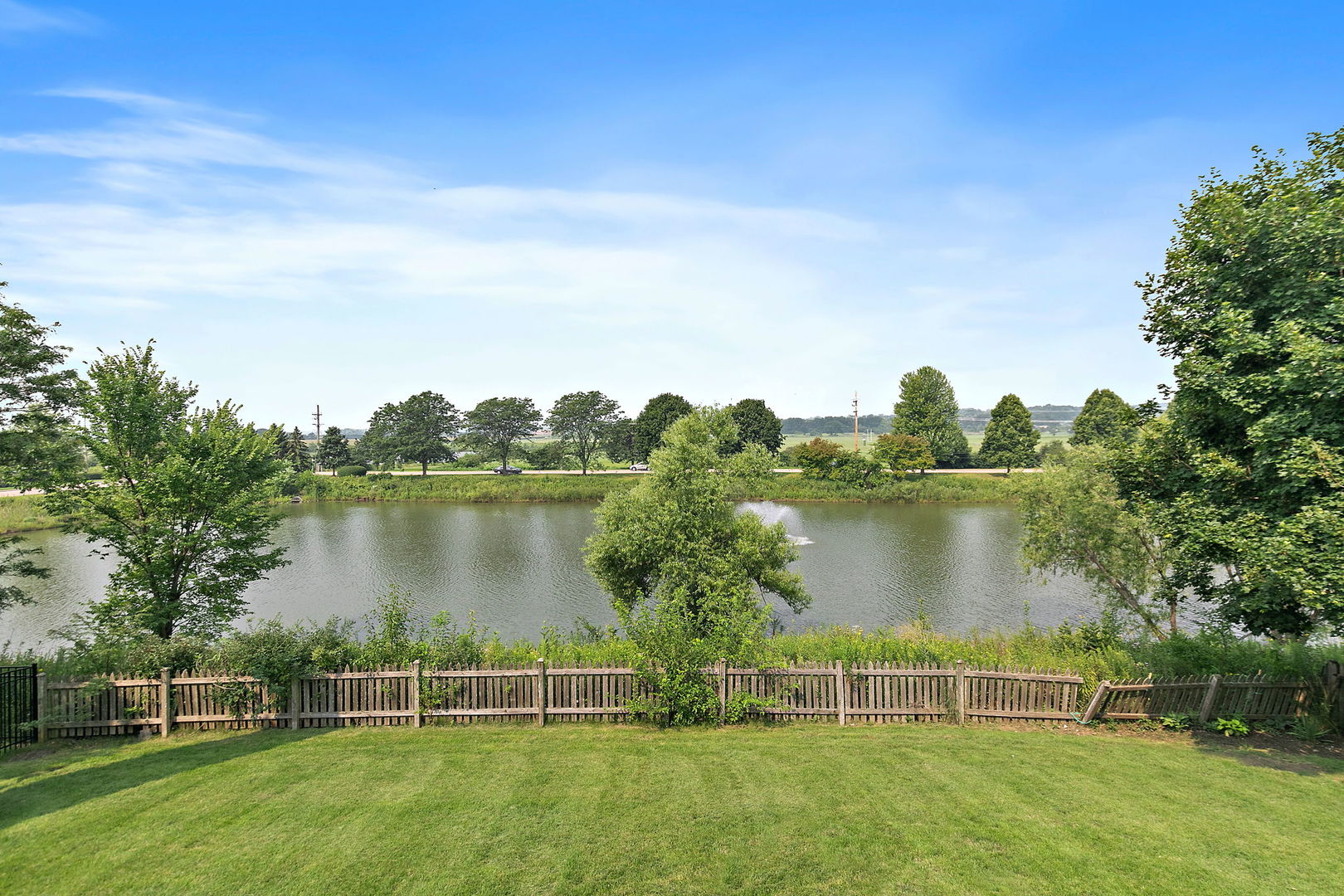 423 Horizon Drive, St. Charles, IL 60175