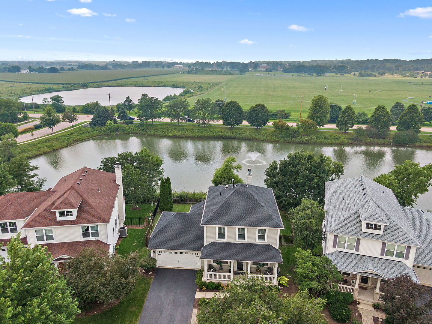 423 Horizon Drive, St. Charles, IL 60175