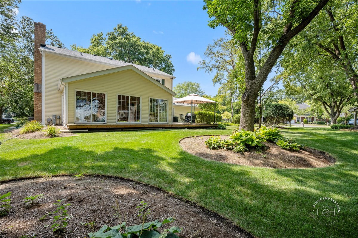 1109 W Bauer Road, Naperville, IL 60563