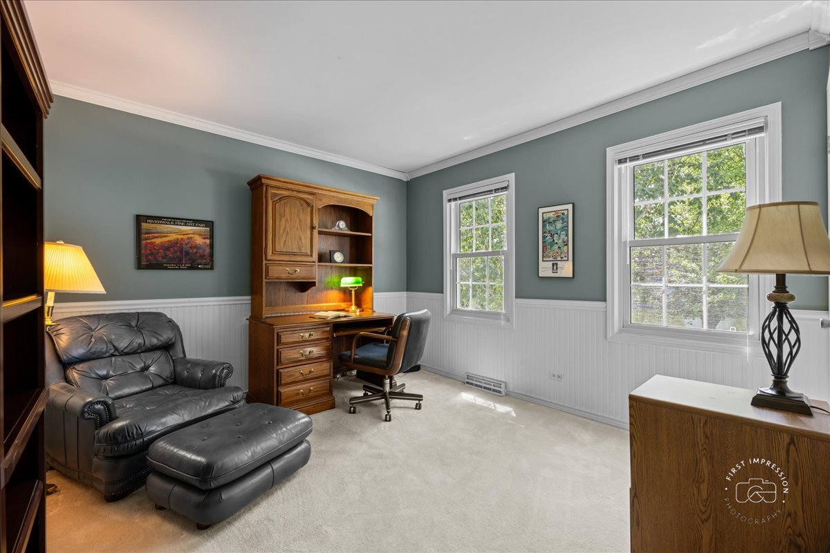 1109 W Bauer Road, Naperville, IL 60563