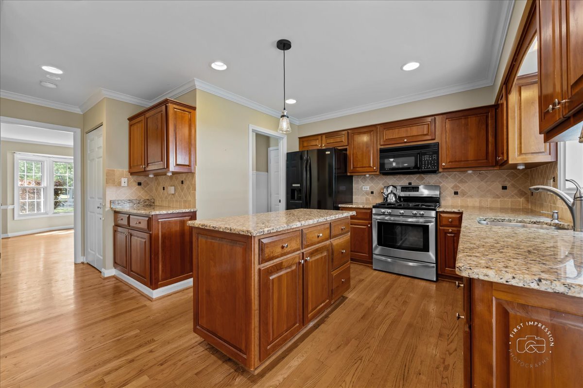 1109 W Bauer Road, Naperville, IL 60563